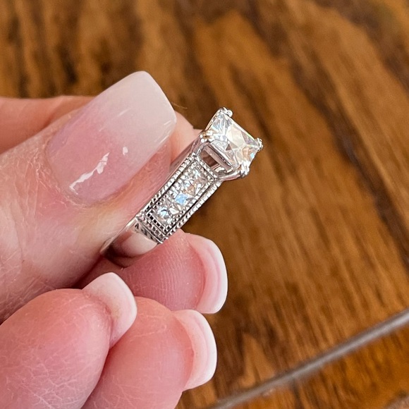 Signed 925 Sterling Square Prong Set and Pave Set CZ Ring Size 7 - Picture 7 of 16